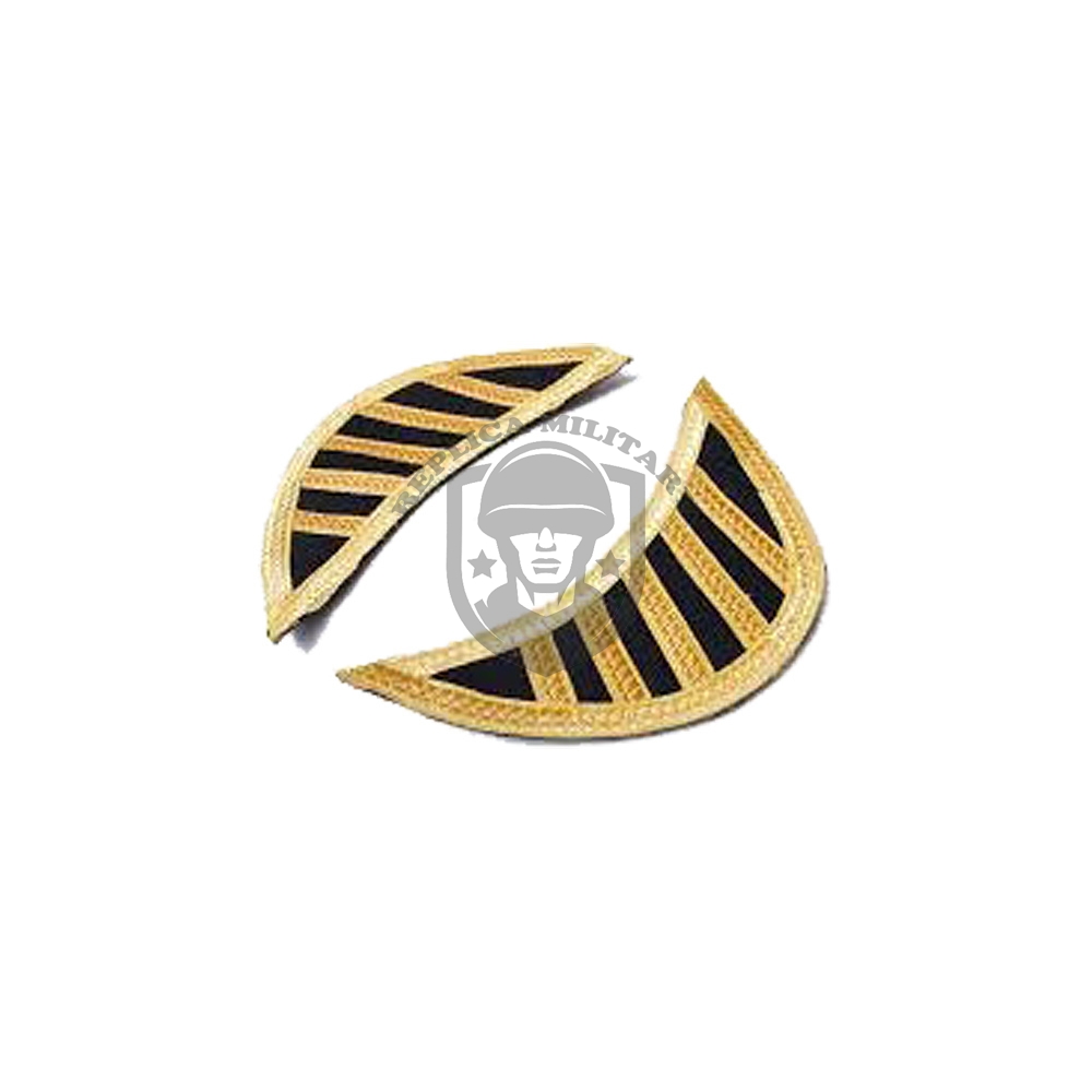 (REPRODUCTION) Black Pipe Band Doublet (with gold bullion trim and gold buttons): 4 (REPRODUCTION) Black Pipe Band Doublet (with gold bullion trim and gold buttons): - Image 4